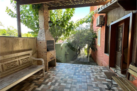 Casa em condomínio à venda com 3 quartos, sendo 2 suítes,  em Peró, Cabo Frio, RJ