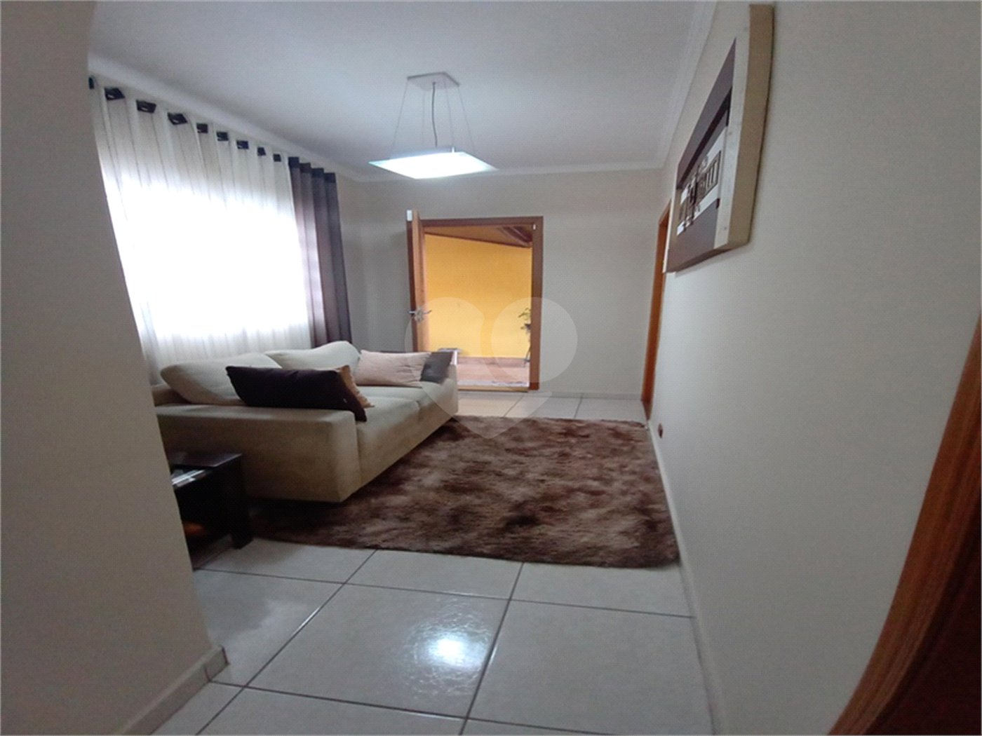 Sobrado à venda com 4 quartos, sendo 1 suíte, em Tremembé, São Paulo, SP