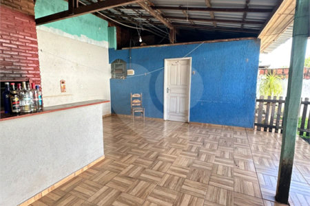Casa à venda com 4 quartos, sendo 1 suíte,  em Jardim Estoril, Ponta Porã, MS