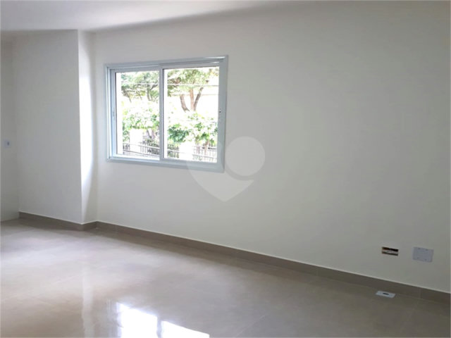 Casa em condomínio à venda com 2 quartos em Santana, São Paulo, SP