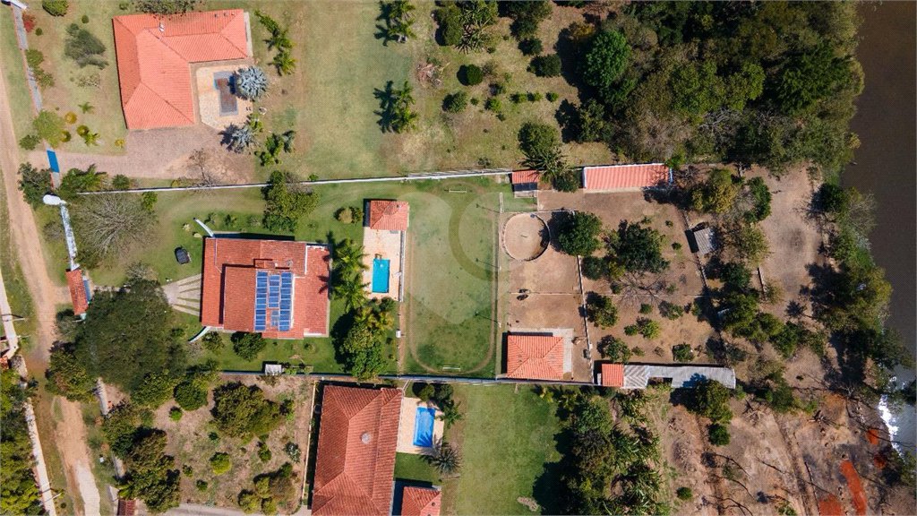 Chácara à venda com 7 quartos, sendo 3 suítes, em Recanto dos Bandeirantes, Porto Feliz, SP