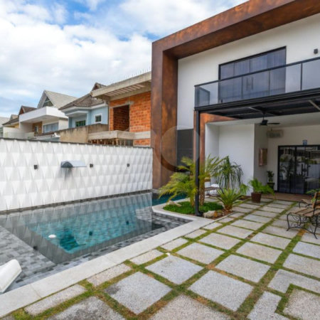 Casa à venda com 4 suítes no condomínio San Paolo, Rio de Janeiro - RJ