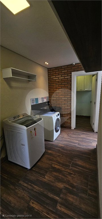 Sobrado à venda com 3 suítes em Vila Alexandria, São Paulo, SP