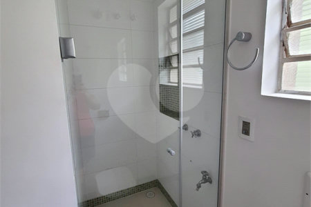 Sobrado à venda com 3 quartos, sendo 1 suíte,  em Jardim Bonfiglioli, São Paulo, SP