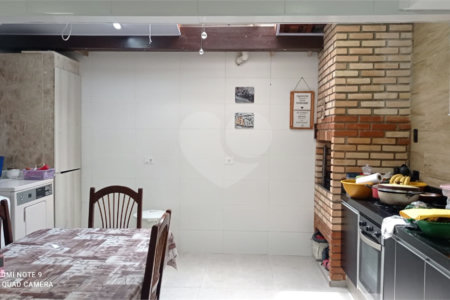 Casa à venda com 3 quartos, sendo 1 suíte, no condomínio Mirante de São Bernardo, São Bernardo do Campo - SP