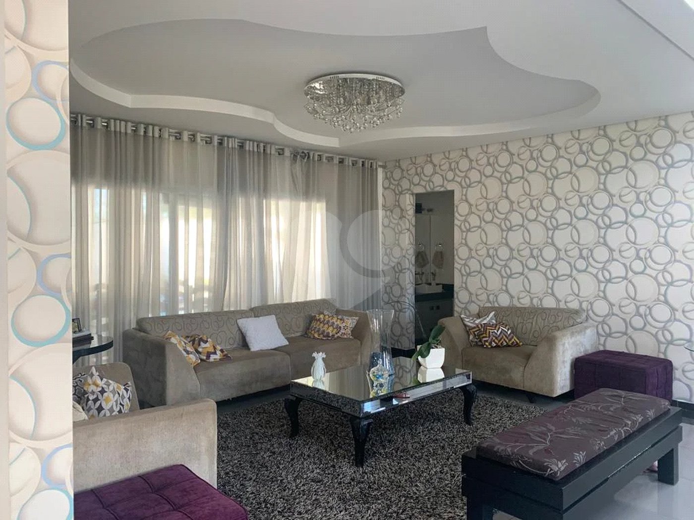 Casa à venda com 4 quartos, sendo 1 suíte, no condomínio Ibiaram, Itupeva - SP