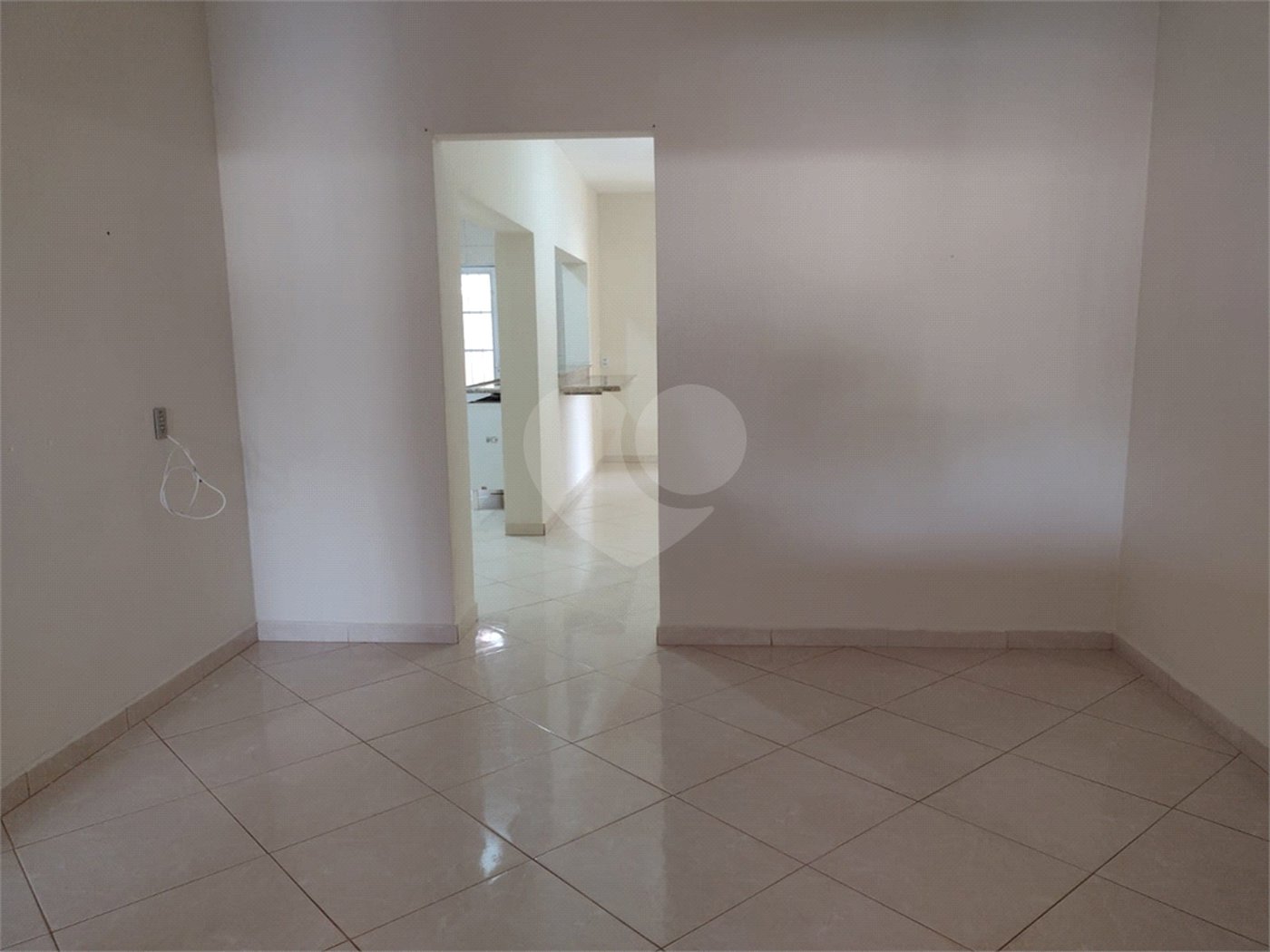Casa à venda com 2 quartos, sendo 1 suíte, em Santa Eudóxia, São Carlos, SP