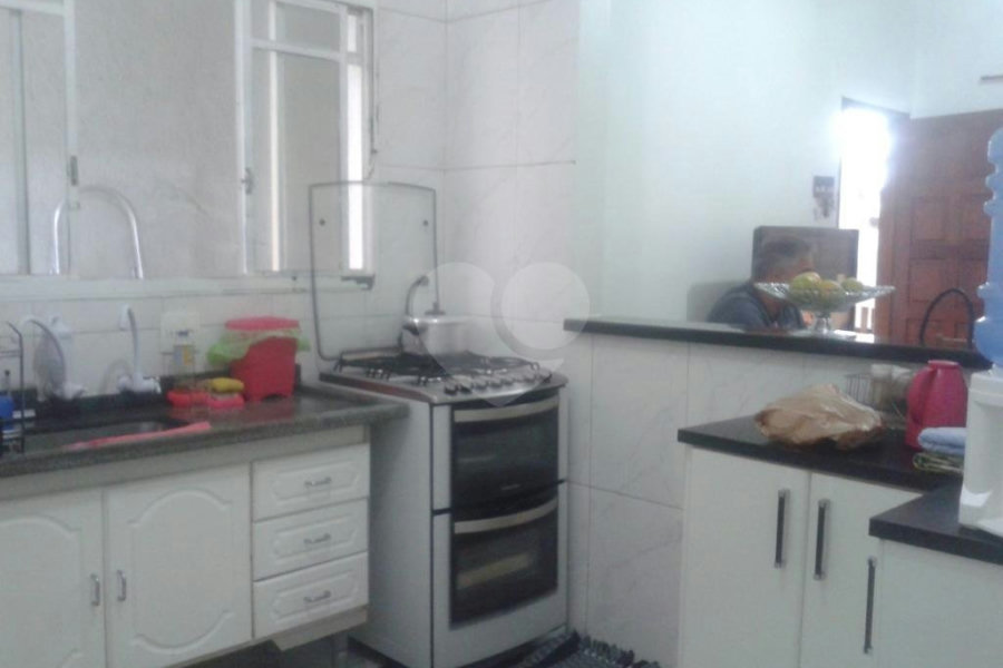 Sobrado à venda com 3 quartos, sendo 1 suíte,  em Vila Nova Cachoeirinha, São Paulo, SP