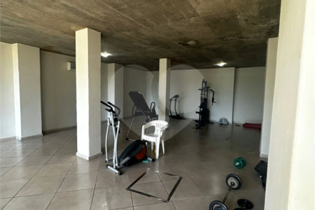 Apartamento à venda com 2 quartos, sendo 1 suíte, no Centro, Ponta Porã, MS