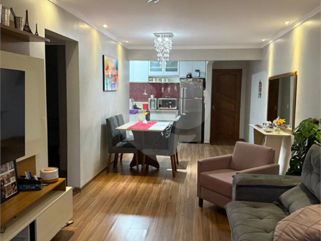 Apartamento à venda com 2 quartos em Vila Constança, São Paulo, SP