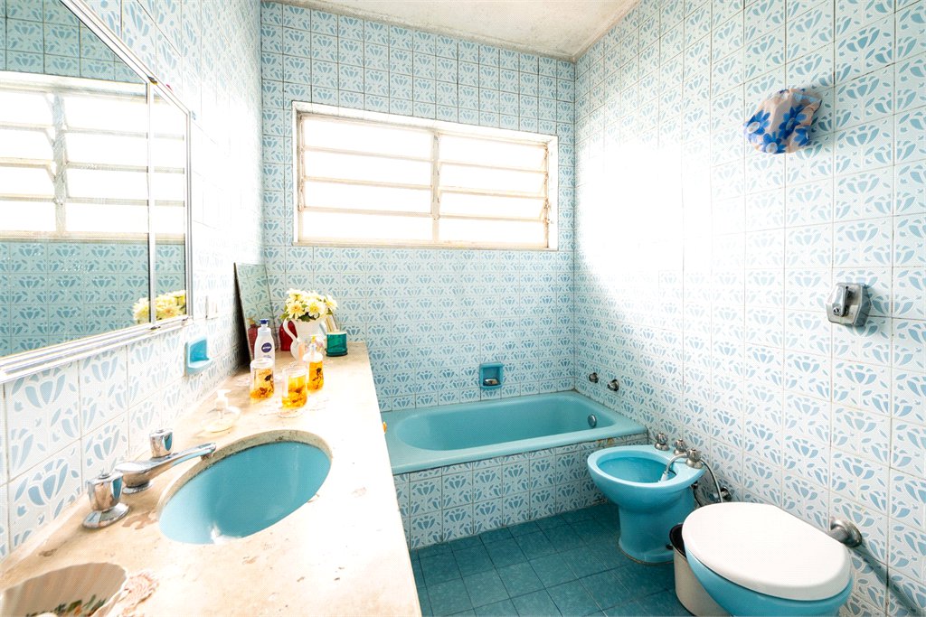 Casa Térrea à venda com 4 quartos, sendo 1 suíte, em Jardim Marajoara, São Paulo, SP