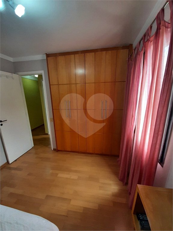 Apartamento à venda com 3 quartos, sendo 1 suíte, em Santo Amaro, São Paulo, SP