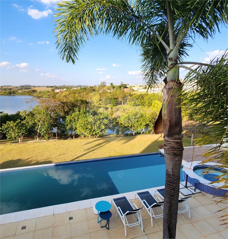 Casa à venda com 4 suítes no condomínio Village Ipanema 1, Araçoiaba da Serra - SP