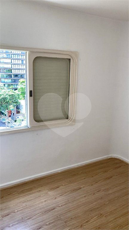 Apartamento para alugar com 3 quartos, sendo 1 suíte,  em Jardim Paulista, São Paulo, SP