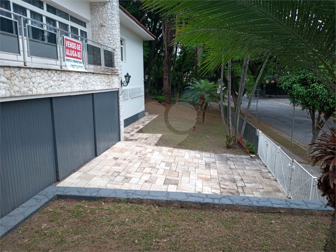 Casa Térrea à venda ou para alugar com 3 quartos, sendo 1 suíte, em Caxingui, São Paulo, SP