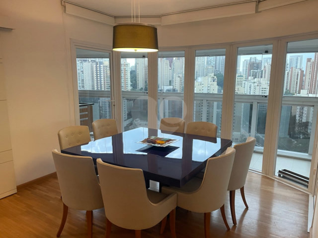 Apartamento à venda com 4 suítes em Morumbi, São Paulo, SP