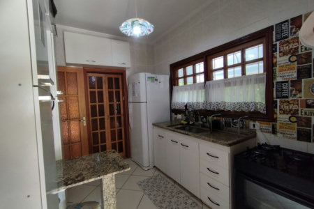 Casa à venda com 3 quartos, sendo 1 suíte, no condomínio Outeiro Das Flores, Itupeva - SP