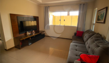 Casa à venda com 3 quartos, sendo 1 suíte, em Jardim Bela Vista, Araçariguama, SP