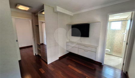 Apartamento para alugar com 3 suítes em Vila Suzana, São Paulo, SP