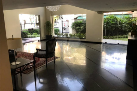 Apartamento à venda com 4 quartos, sendo 3 suítes, em Indianópolis, São Paulo, SP
