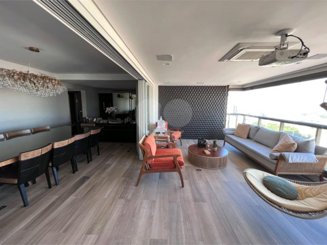 Apartamento à venda com 4 suítes em Santana, São Paulo, SP