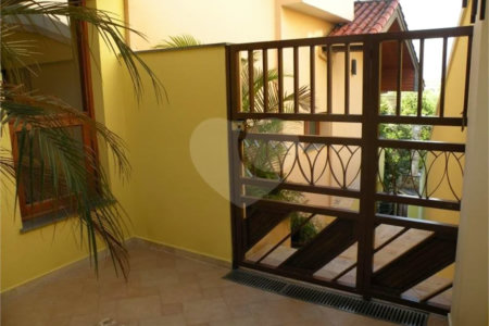 Casa à venda ou para alugar com 5 suítes em Parque dos Príncipes, São Paulo, SP