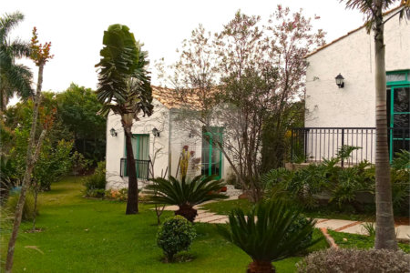 Casa à venda com 4 quartos, sendo 2 suítes,  no condomínio Vivenda do Lago, Sorocaba - SP