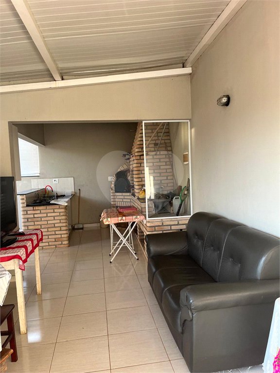 Chácara à venda com 3 quartos, sendo 1 suíte, em Cachoeira, Vinhedo, SP