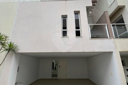 Casa à venda com 2 quartos, sendo 1 suíte, no condomínio Firenze, Sorocaba - SP