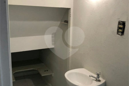 Sobrado à venda com 3 quartos em Jardim Humaitá, São Paulo, SP
