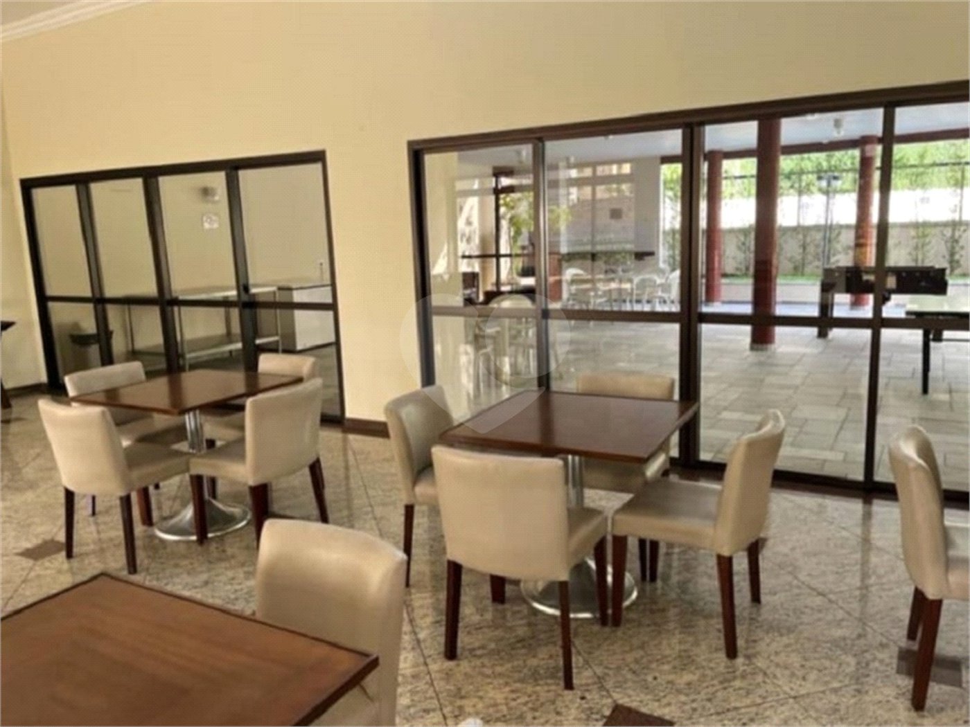 Apartamento à venda com 4 quartos, sendo 1 suíte,  em Saúde, São Paulo, SP