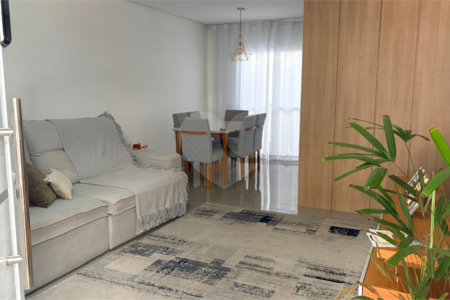 Casa à venda com 3 quartos, sendo 1 suíte, no condomínio Residencial Américo de Figueiredo, Sorocaba - SP