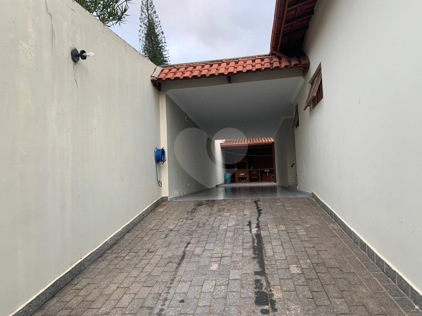 Casa Térrea à venda com 3 suítes em Jardim Petrópolis, São Paulo, SP