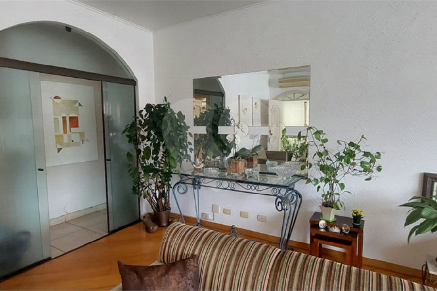 Casa Térrea à venda com 4 quartos, sendo 2 suítes, em Tremembé, São Paulo, SP