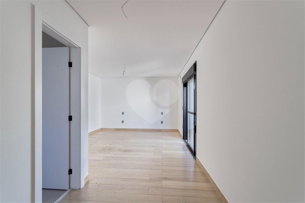 Casa à venda com 4 suítes no condomínio Villa Suiça, São Paulo - SP