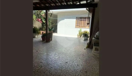 Casa à venda com 3 quartos, sendo 1 suíte, em Jardim Colombo, São Paulo, SP