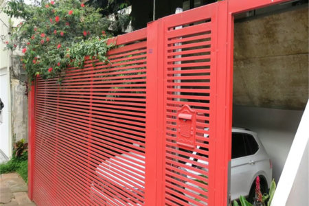 Casa à venda com 4 quartos, sendo 2 suítes,  em Jardim Leonor, São Paulo, SP