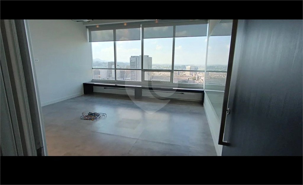 Sala para alugar em Alphaville Industrial, Barueri, SP
