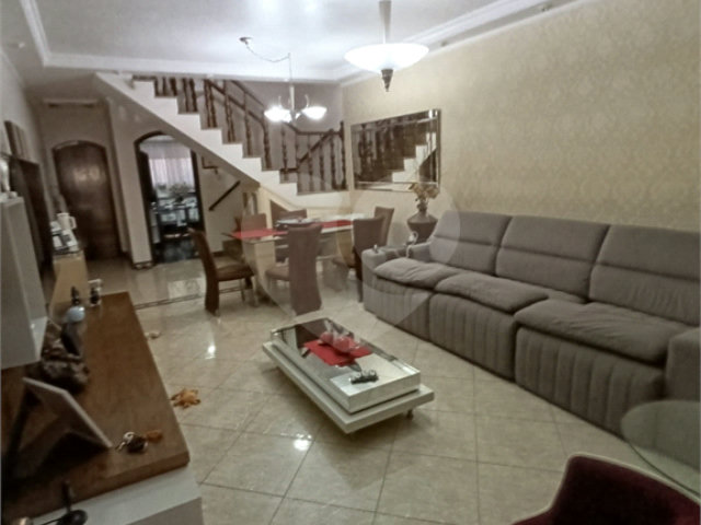 Sobrado à venda com 4 quartos, sendo 1 suíte,  em Jaçanã, São Paulo, SP