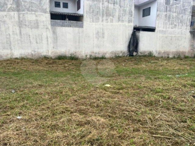 Terreno à venda em Guaianazes, São Paulo, SP