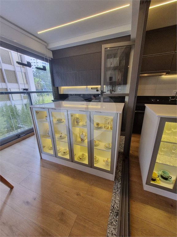 Apartamento à venda com 2 quartos, sendo 1 suíte, em Vila Mariana, São Paulo, SP