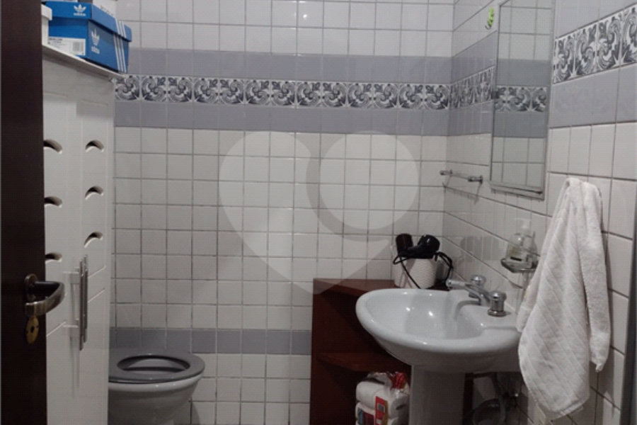 Casa à venda com 4 quartos, sendo 2 suítes, em Vila Gustavo, São Paulo, SP