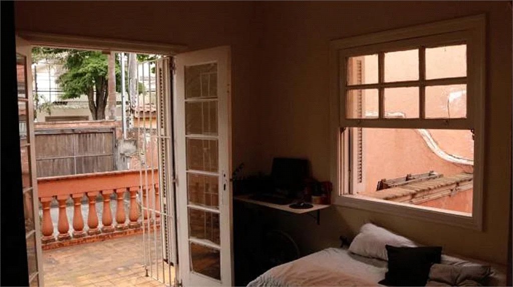 Sobrado à venda com 4 quartos, sendo 1 suíte, em Brooklin Paulista, São Paulo, SP