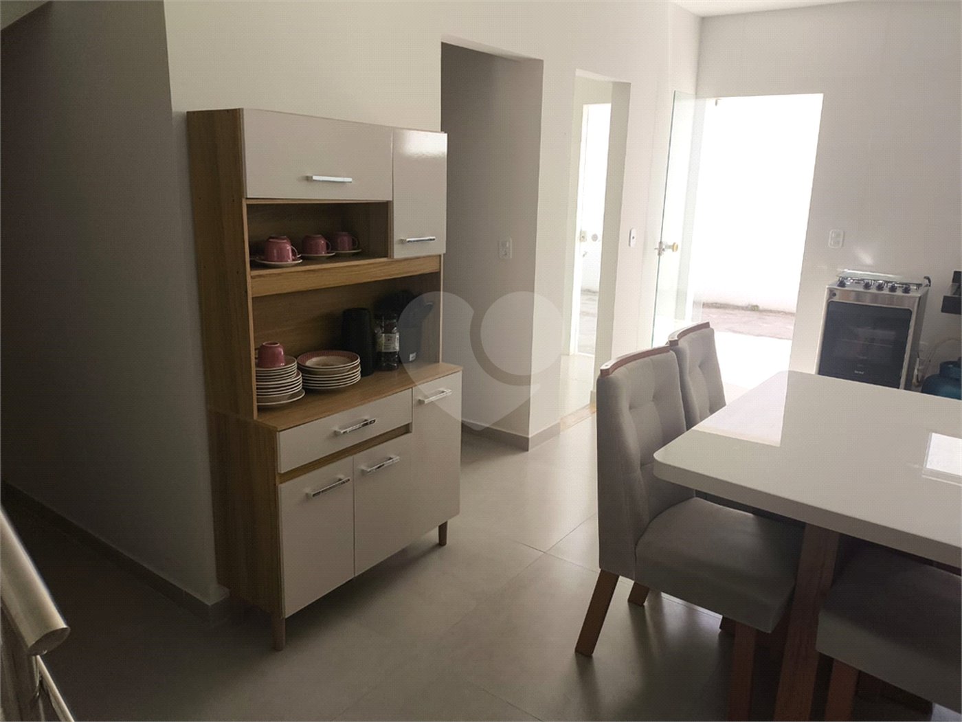 Duplex à venda com 3 quartos, sendo 1 suíte, em Taperapuan, Porto Seguro, BA