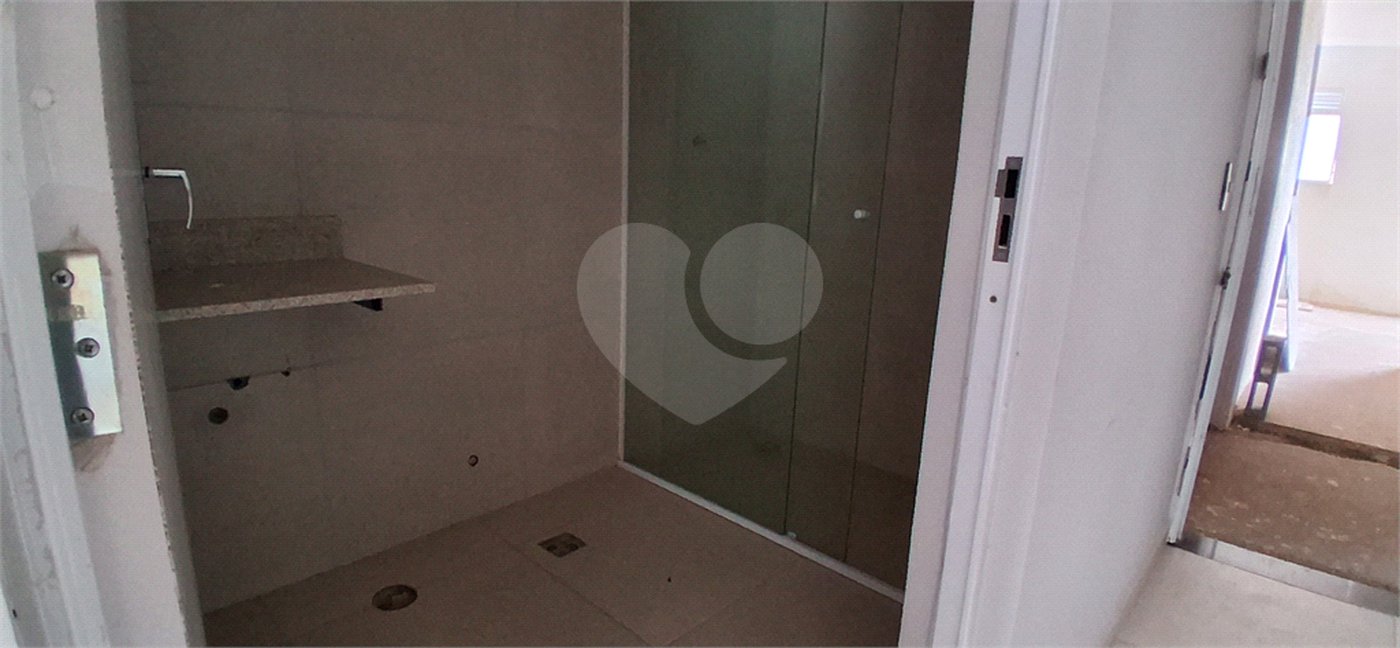 Apartamento à venda com 2 quartos em Itaquera, São Paulo, SP