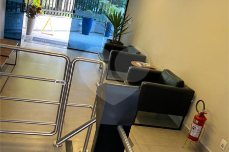 Sala Comercial á venda - Zona Sul