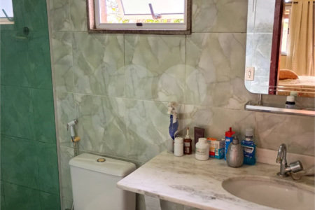 Casa à venda com 3 quartos, sendo 1 suíte, em Boqueirão, Saquarema, RJ