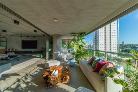 Apartamento à venda com 4 suítes em Campo Belo, São Paulo, SP