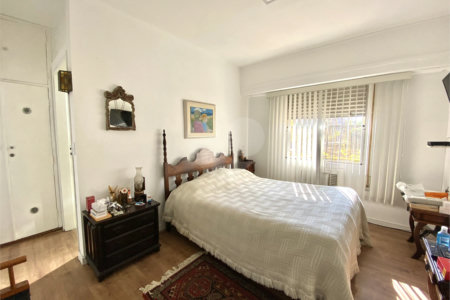 Casa de Vila à venda com 3 quartos, sendo 1 suíte, em Jardim Hípico, São Paulo, SP