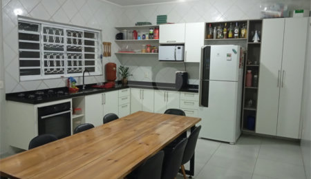 Casa à venda com 3 quartos, sendo 1 suíte,  em Jardim dos Ipês, Mairinque, SP